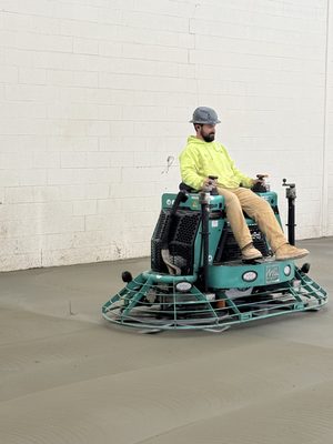 Power-Troweling an Interior Slab