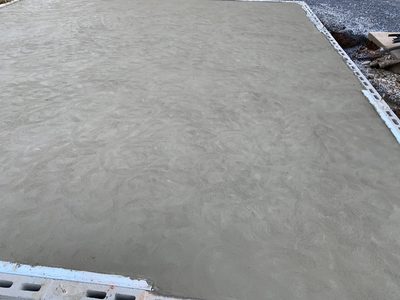 Broom-Finish Commercial Slab Pour